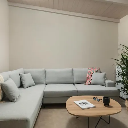 Apartment Limani Elegant *